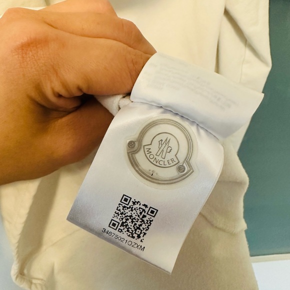 Moncler one piece dress with down fill hoodie - Picture 2 of 5